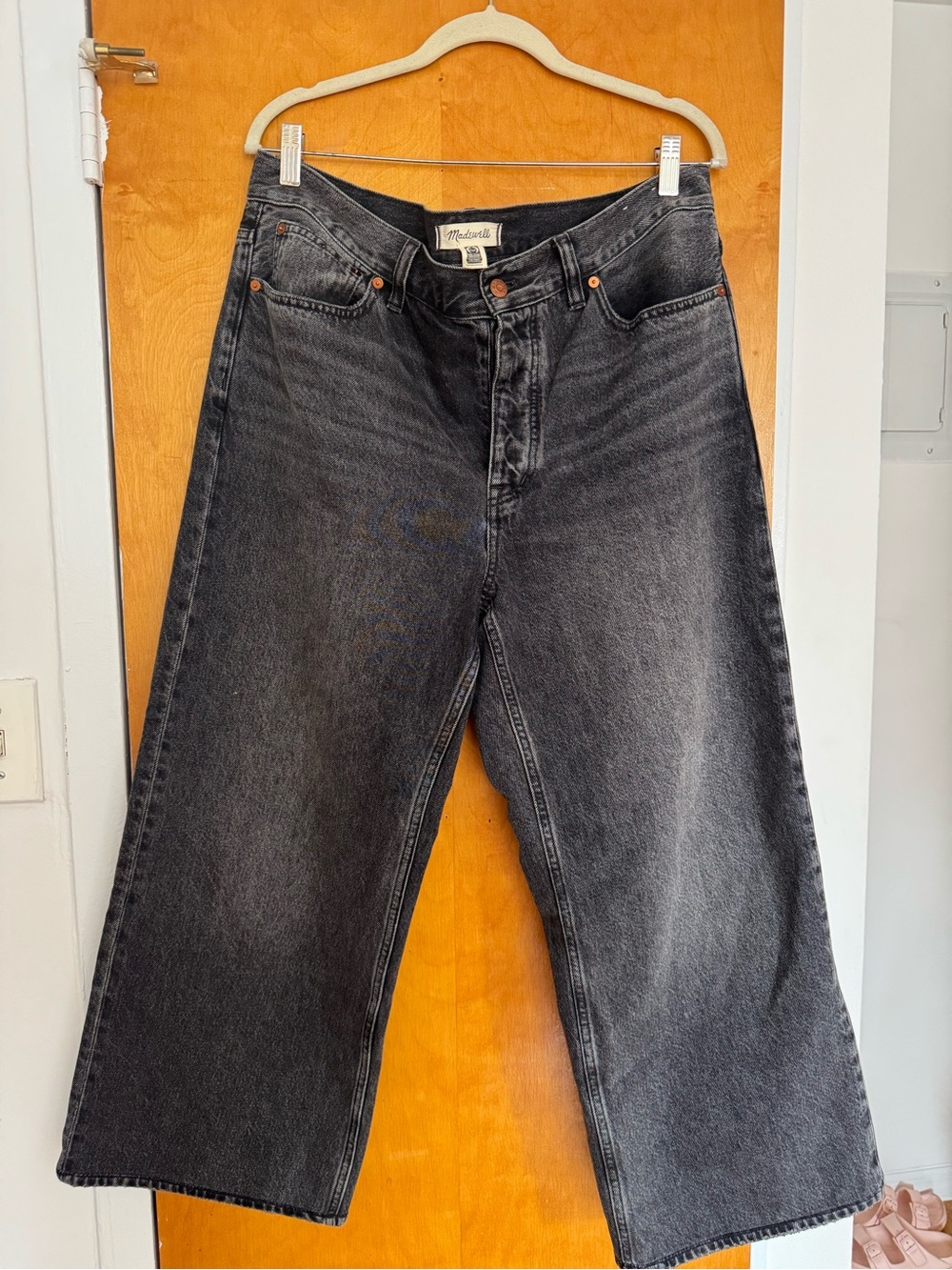 Madewell Washed Black Straight-Leg Jeans - Picture 1 of 6